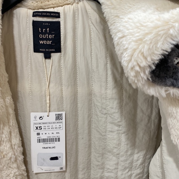 ZARA women's short coat - Picture 6 of 10